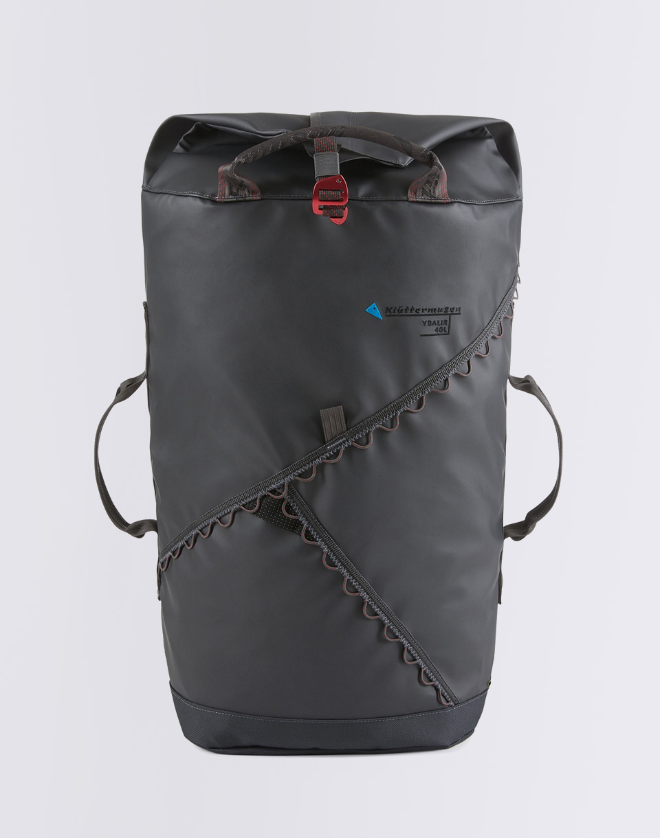 Batoh Klättermusen Ydalir Duffelbag 40L Raven 40 l