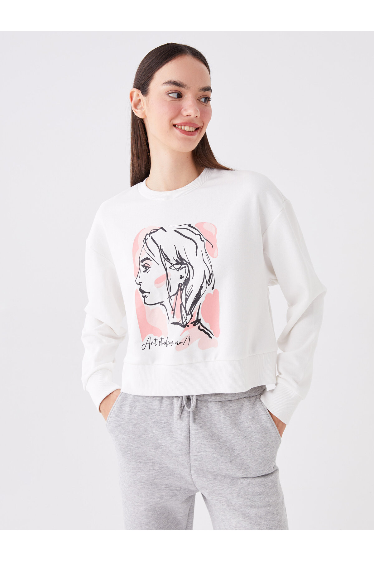 LC Waikiki Crew Neck Printed Long Sleeve Women's Sweatshirt