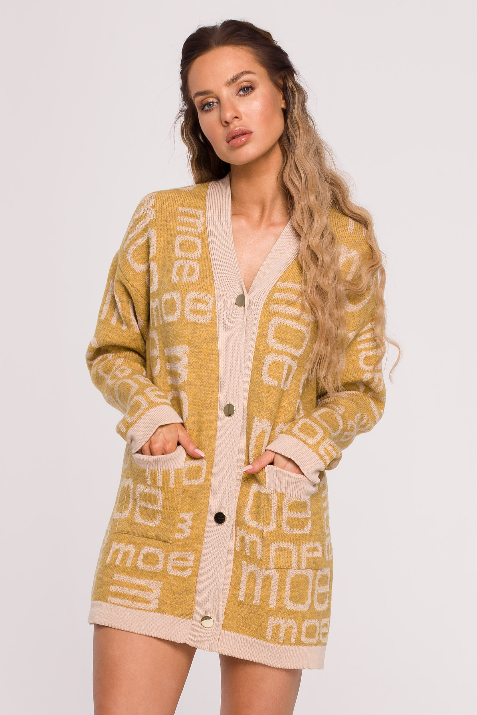 Made Of Emotion Woman's Cardigan M683