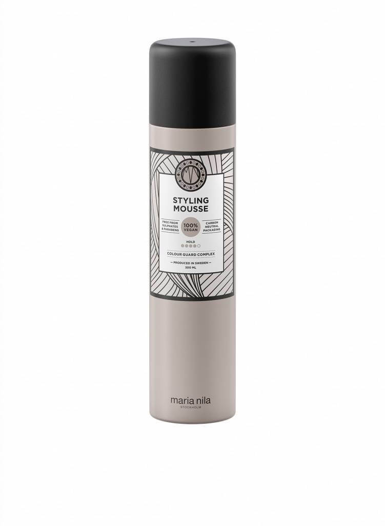 Maria Nila Stylingová pěna pro objem vlasů Style & Finish (Styling Mousse) 300 ml