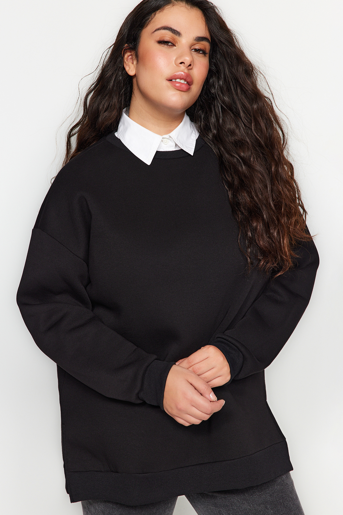 Trendyol Curve Black Thick Inner Fleece Slit Oversize Knitted Sweatshirt