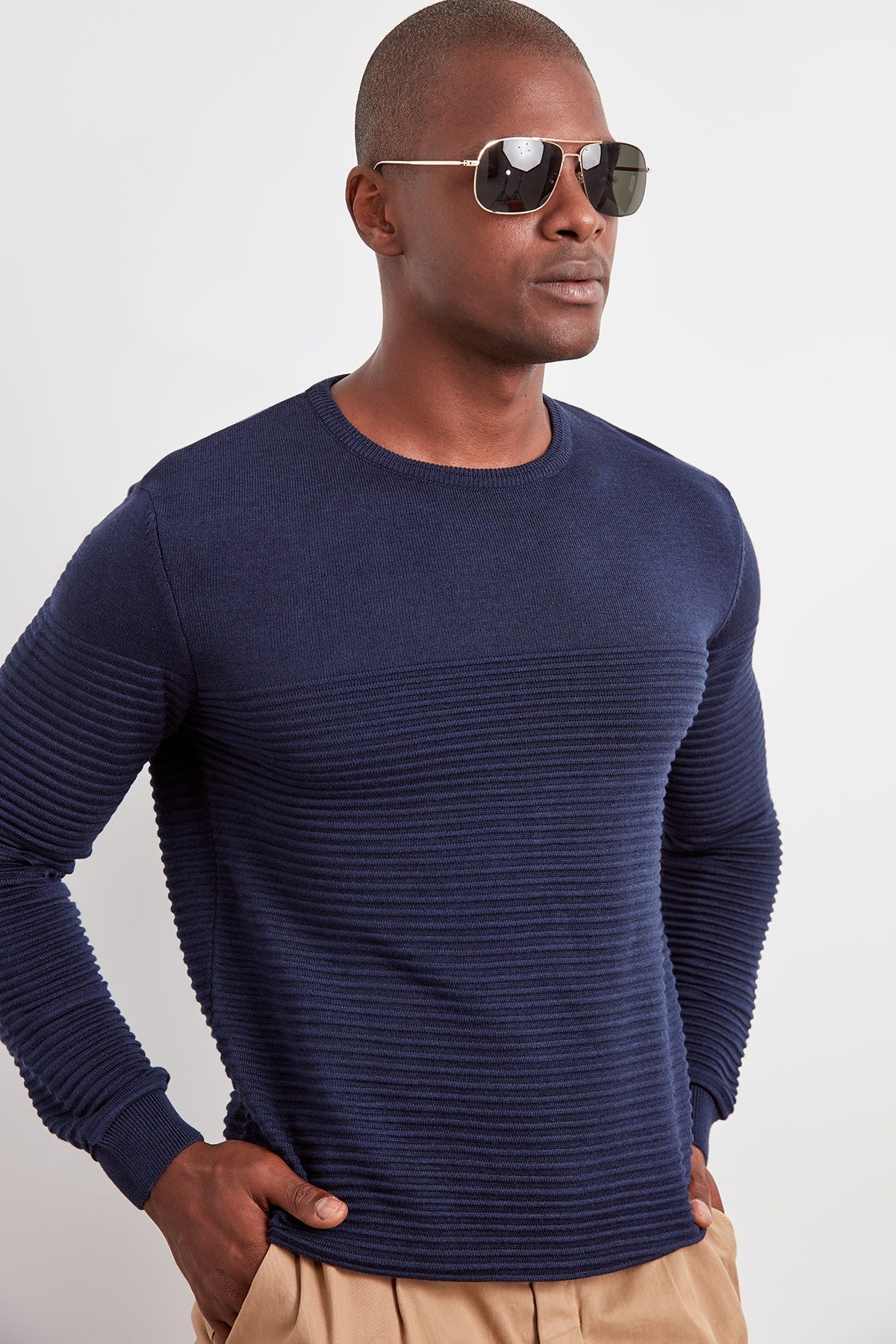 Trendyol Navy Blue Slim Fit Crew Neck Textured Knitwear Sweater