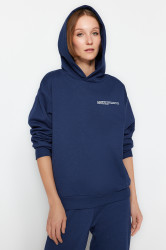 Trendyol Navy Blue Thick Polar Fleece Regular Hooded Printed Knitted Sweatshirt